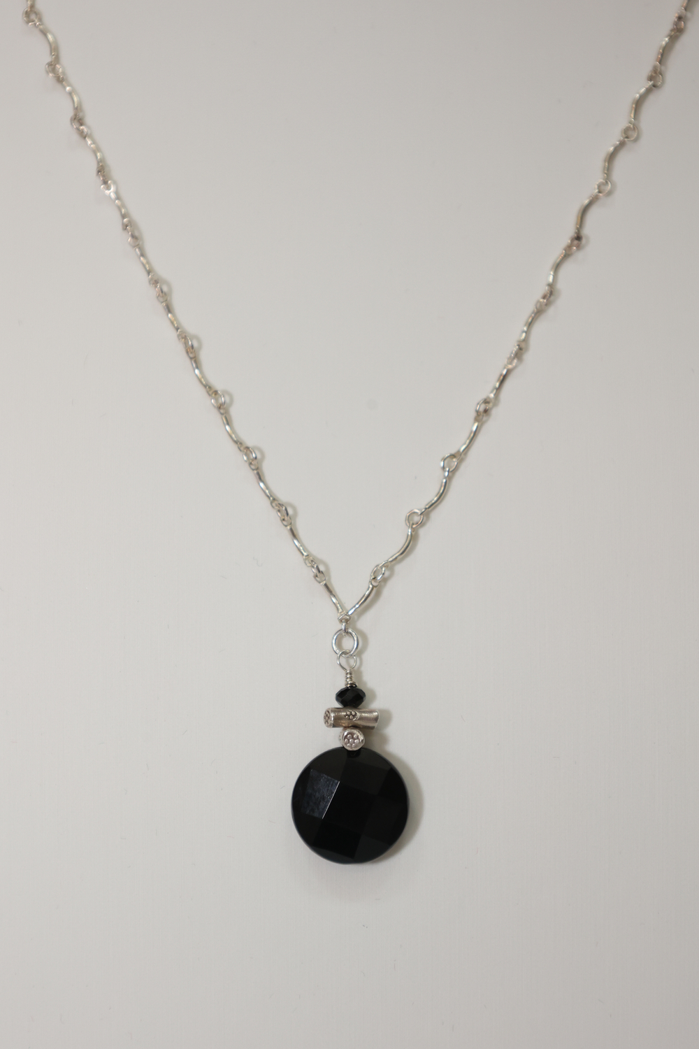 Onyx Disk with Hilltribe Barrels