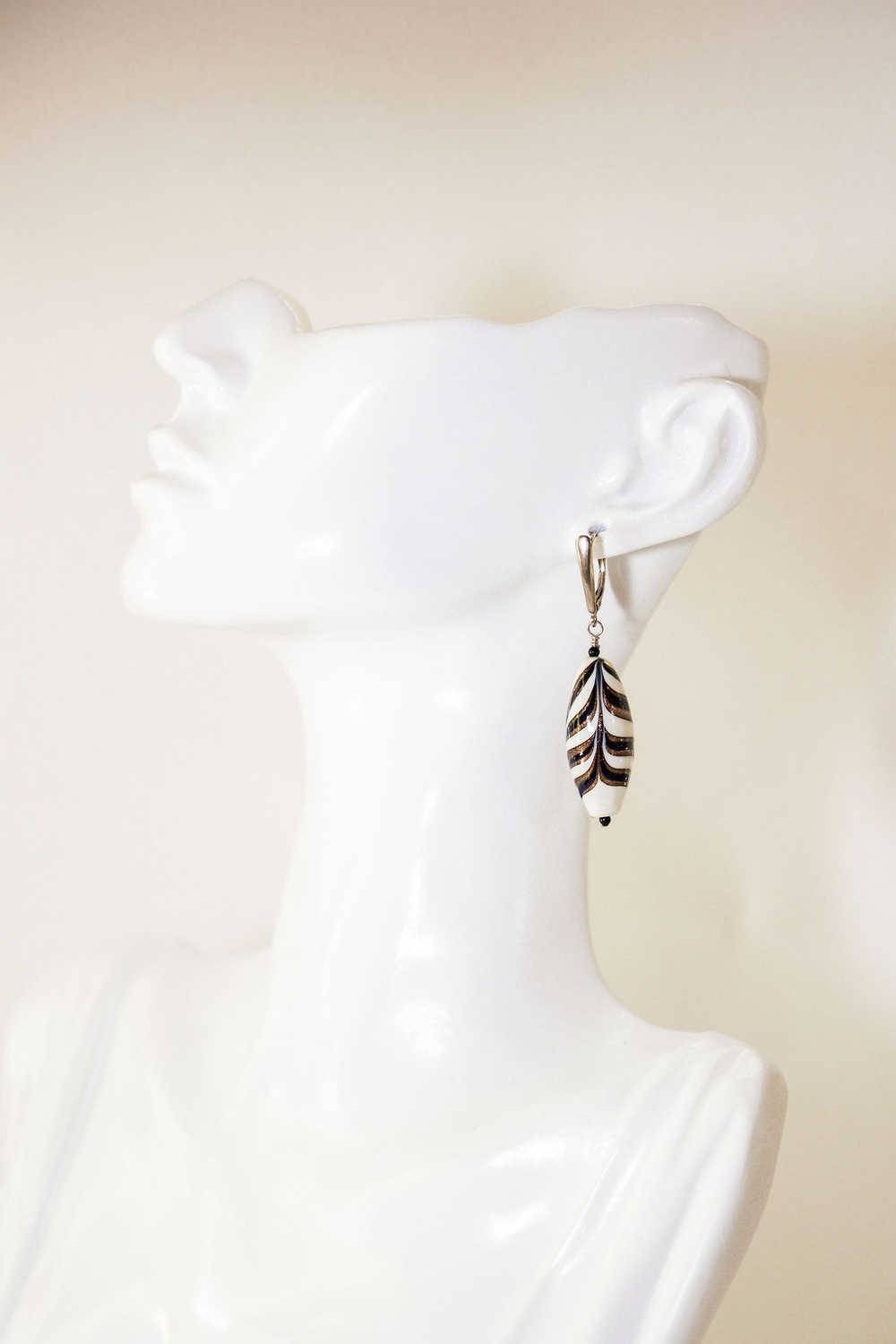 Black and gold Murano Wave