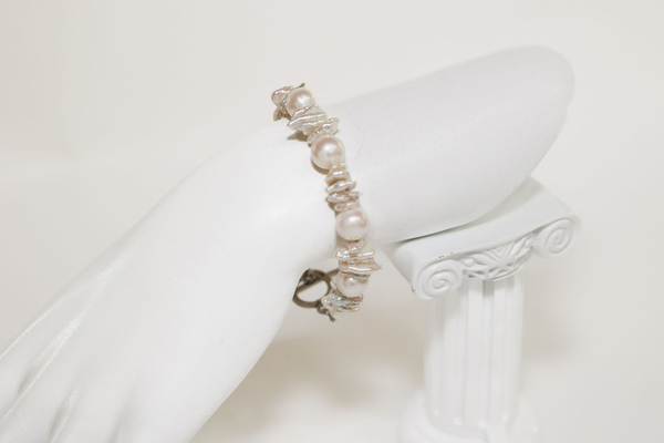 White Pearl and Fragments