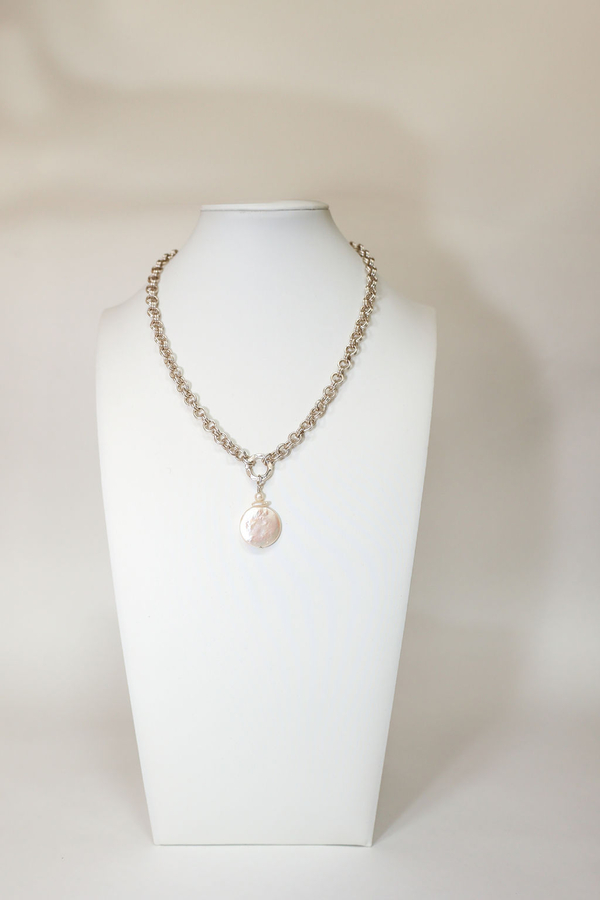 White Coin Pearl Classic